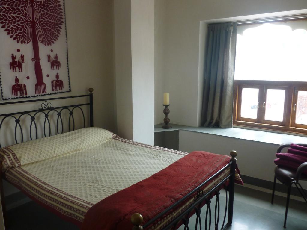 Silver Moon Haveli Udaipur Room photo