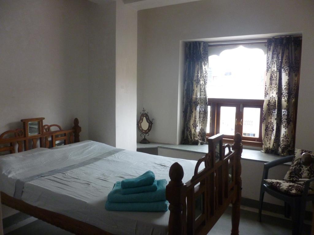 Silver Moon Haveli Udaipur Room photo
